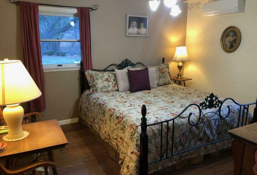스탠다드 룸 킹사이즈 침대, Ramsey Canyon B&b