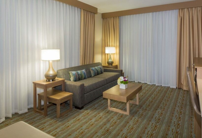 行政套房, Best Western Plus Atlantic Beach Resort