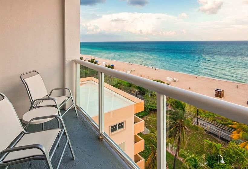 标准间带双人床, Best Western Plus Atlantic Beach Resort