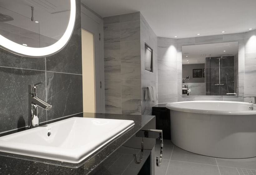 Президентский Люкс, Hilton Belfast