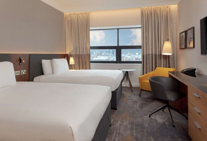 Номер Deluxe, Hilton Belfast