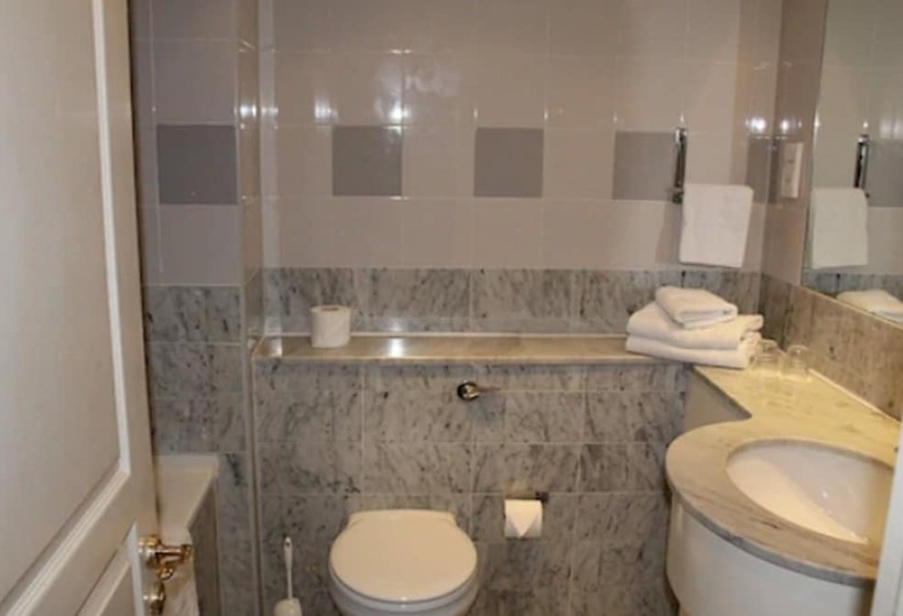 Номер Deluxe, Killarney Court