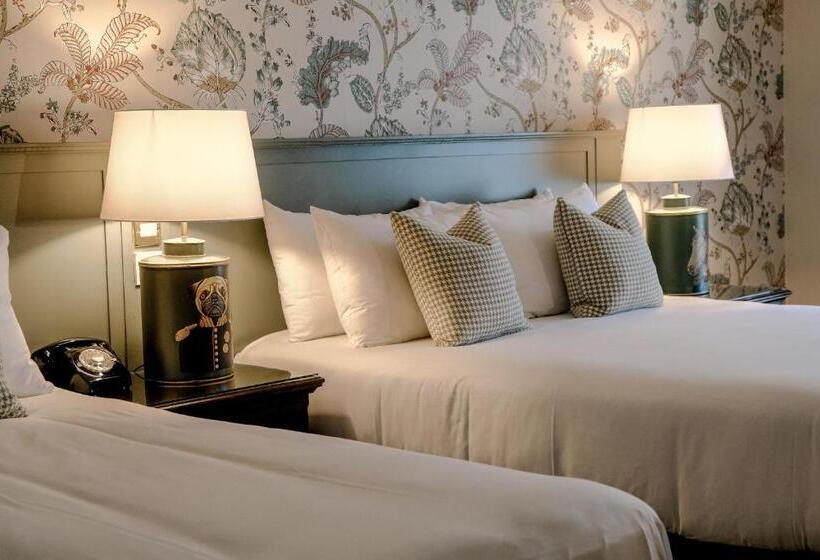 스탠다드 트리플 룸, The Abbeyleix Manor