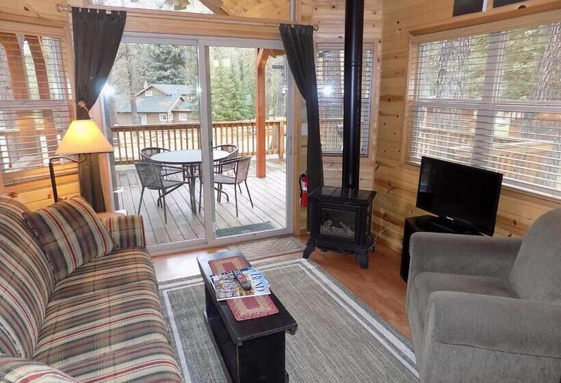 Хижина, Cold Springs Resort