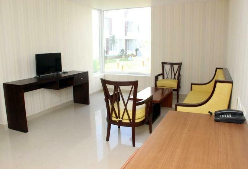 Номер Deluxe, Saaral Resorts & Hotels Pvt Ltd