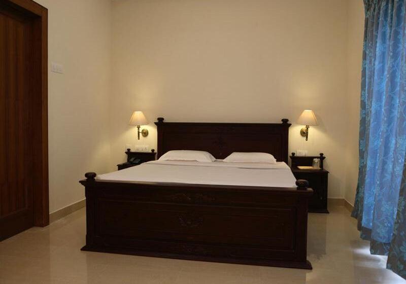Люкс с Балконом, Saaral Resorts & Hotels Pvt Ltd