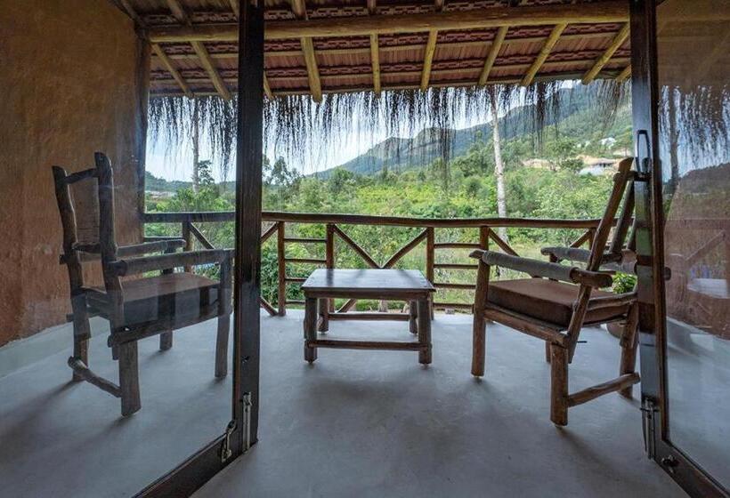 Номер Superior Вид на Горы, Deshadan Eco Valley Resort   An Eco Friendly Mud House