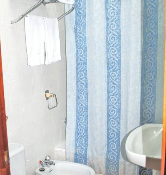 스탠다드 스튜디오, Apartamentos Turisticos Suaces