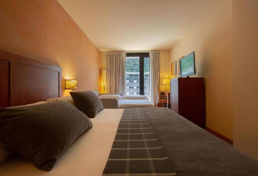 اتاق استاندارد چهار تخته, Màgic Andorra