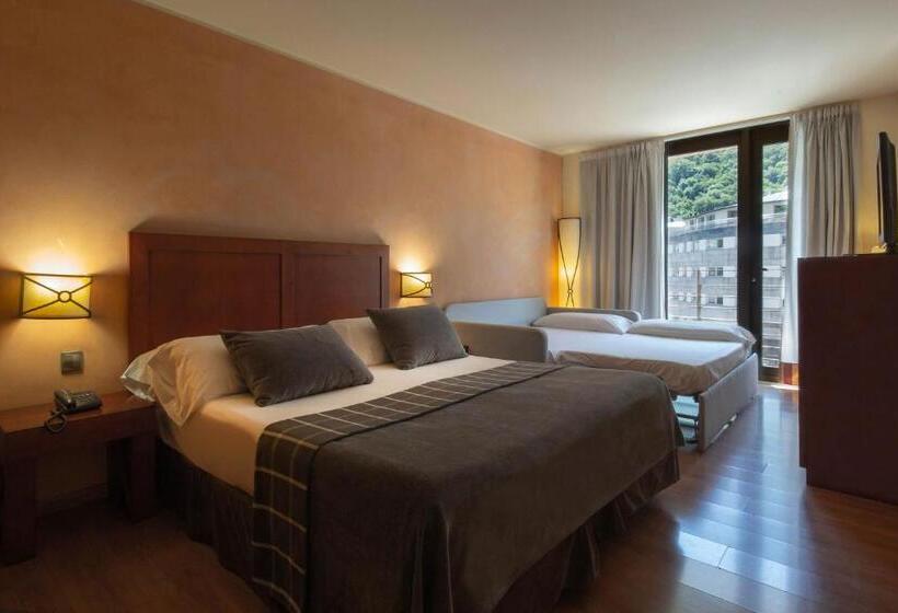 اتاق استاندارد چهار تخته, Màgic Andorra