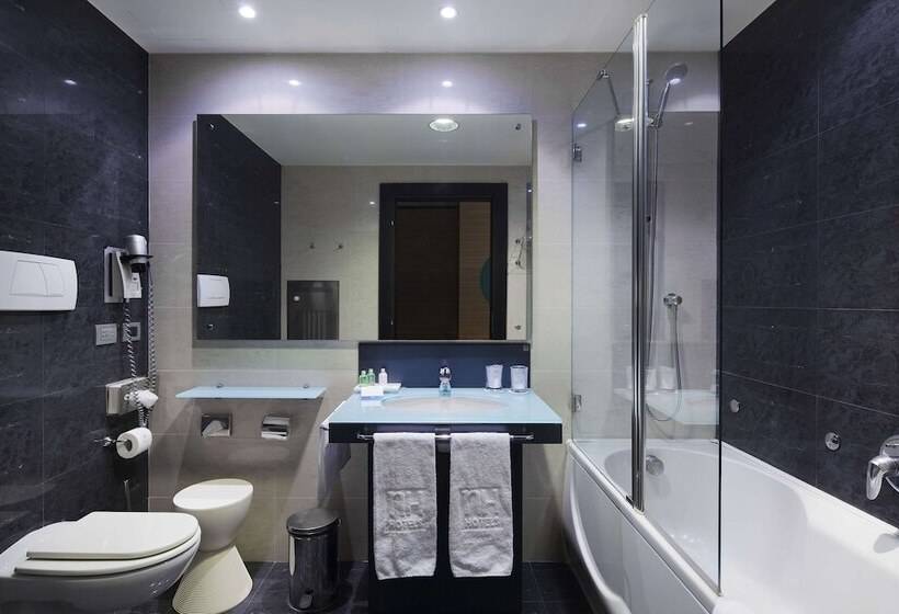 Трехместный Номер Superior, NH Venezia Laguna Palace