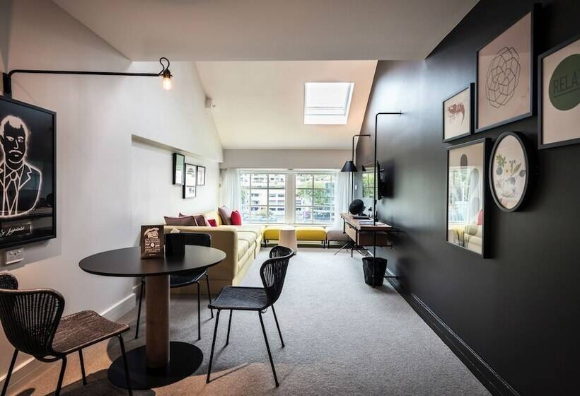 디럭스 룸, Ovolo Woolloomooloo