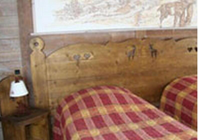 Четырехместный Номер Стандарт, Auberge Des Skieurs