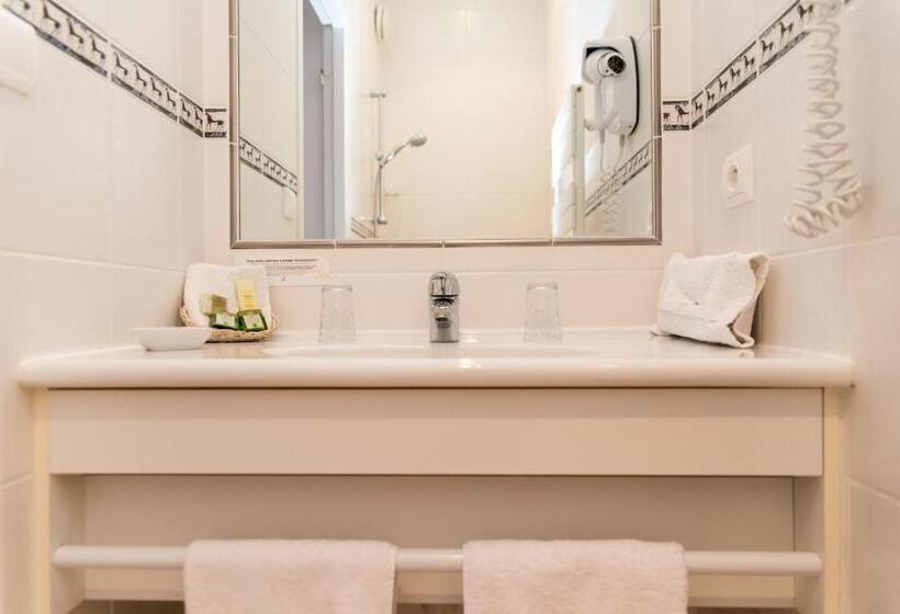 اتاق پنت هاوس, Lutetia & Spa