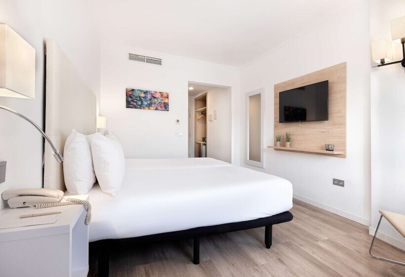 Номер Стандарт, Melilla Puerto, Affiliated by Meliá