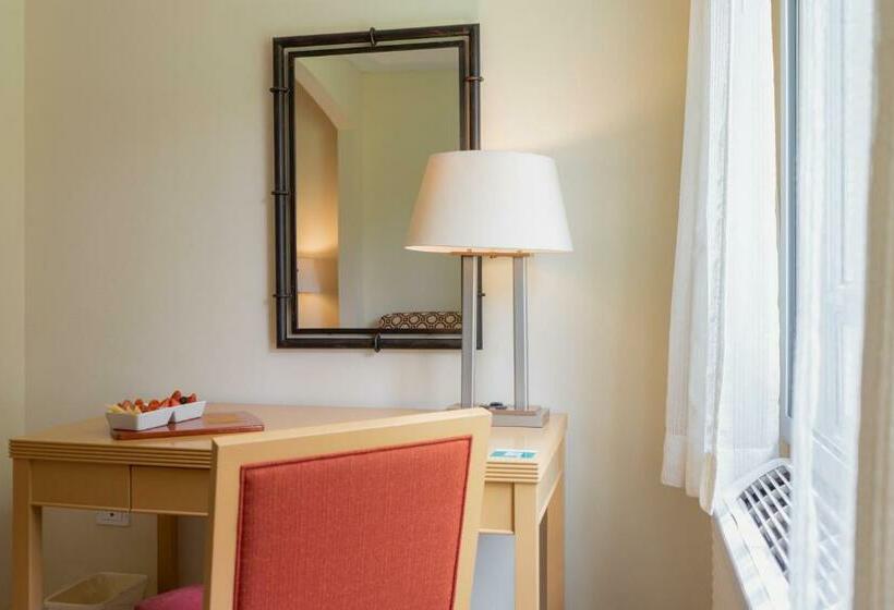 سوئیت با تخت بزرگ, Quality Hotel Real Aeropuerto San Salvador