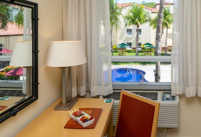 سوئیت با تخت بزرگ, Quality Hotel Real Aeropuerto San Salvador