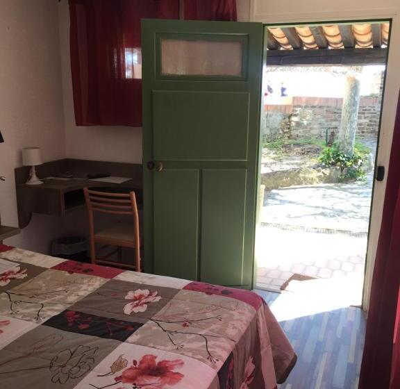 Бунгало Стандарт, Hôtel Astria