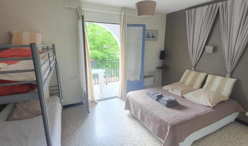 4인용 스탠다드 룸, Auberge Des Crêtes