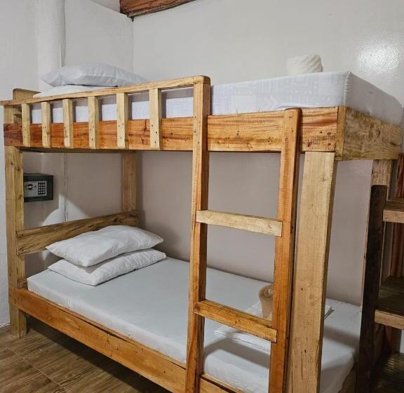 Номер Стандарт, Big Bamboo Beach Resort Sipalay