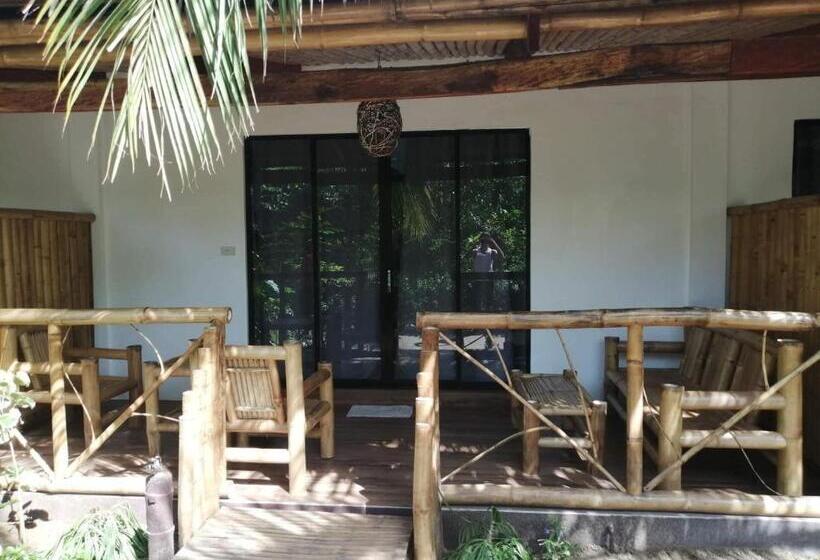 Семейный Номер, Big Bamboo Beach Resort Sipalay