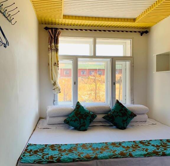 Номер Стандарт Трехместный, Xiaoguo Travellers  Home
