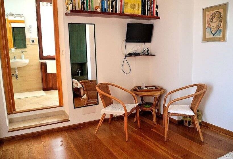 اتاق استاندارد, B&b La Chicca Di Francesca