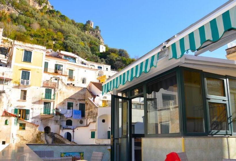 اتاق استاندارد, La Piazzetta