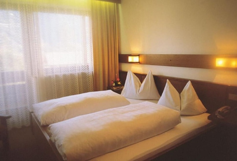 اتاق استاندارد, Langhof