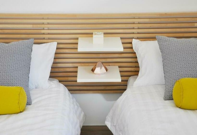 اتاق استاندارد با سرویس بهداشتی مشترک, Al Nifontano B&b   Ideal For Family Or Couples   2 Rooms   Lakeview