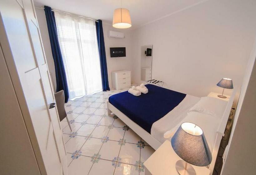 اتاق استاندارد با بالکن و چشم‌انداز دریا, Casa Adele B&b