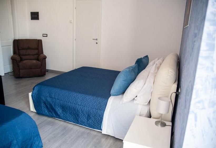 Номер Стандарт Трехместный, Casa Del Marchese B&b