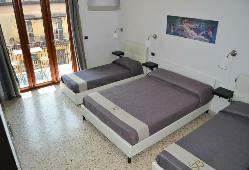 غرفة قياسية رباعية, Sanctuary Rooms