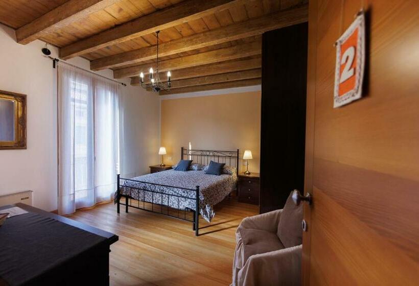 اتاق استاندارد, Manfredi B&b