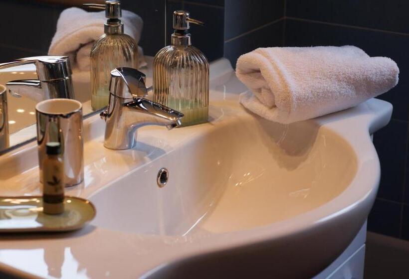 اتاق استاندارد, Manfredi B&b