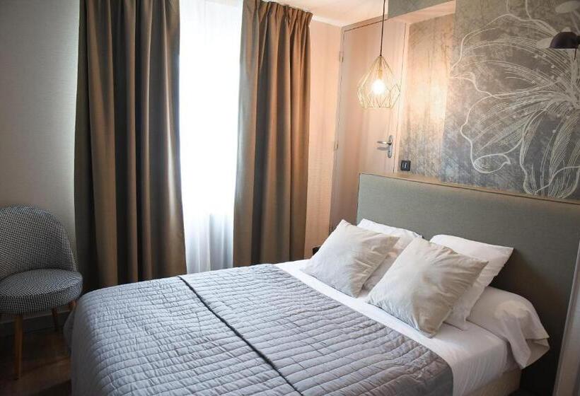 Номер Стандарт, Auberge La Renaissance