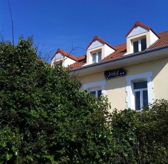 Четырехместный Номер Стандарт с Балконом, Hôtel Le Vivier Wissant   Centre Village   Côte D Opale   Baie De Wissant   2caps