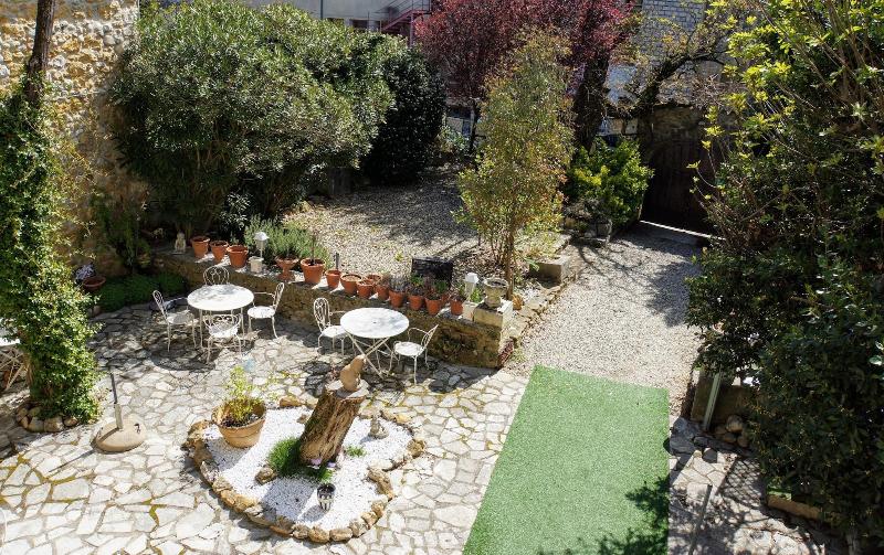اتاق استاندارد, Le Manoir Du Raveyron