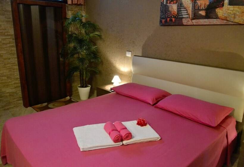 اتاق استاندارد چهار تخته, Affittacamere La Tavernetta