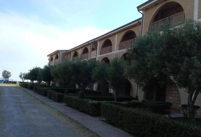 استودیوی استاندارد, Residence Poseidon Villaggio