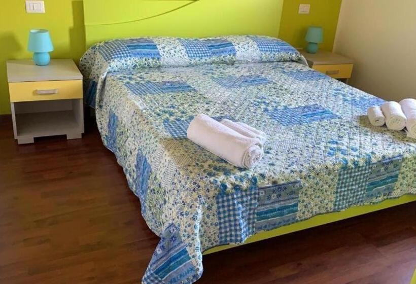 استودیوی استاندارد, Residence Poseidon Villaggio