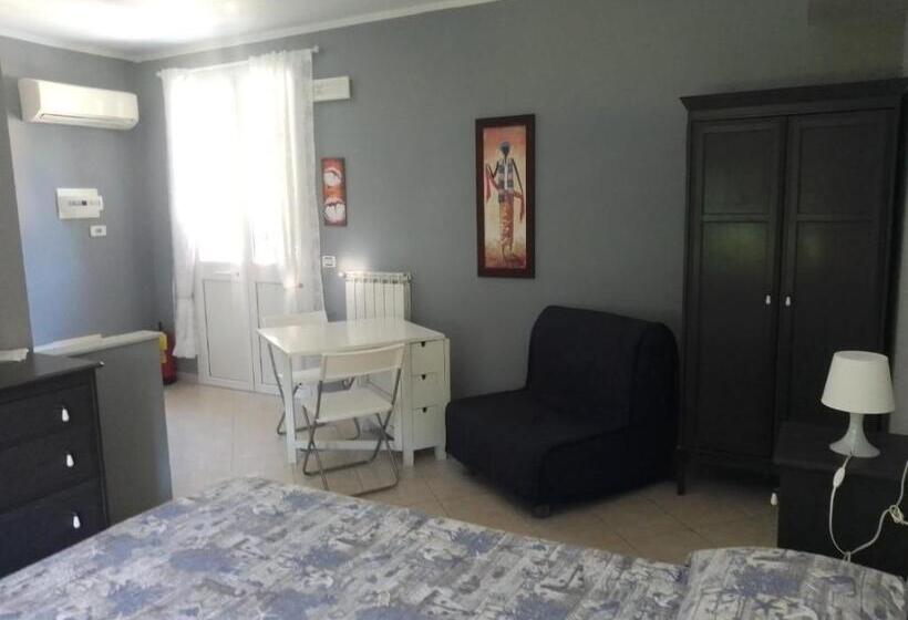 اتاق استاندارد با بالکن, B&b La Lanterna