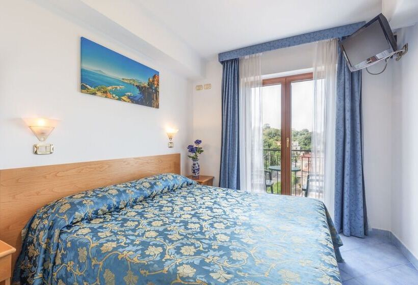 Quarto Estandar Individual, La Pergoletta