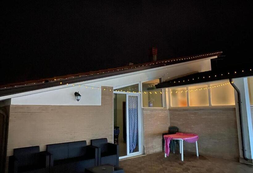 Апартаменты 2 Спальни с Террасой, B&b Aquino In Terrazza