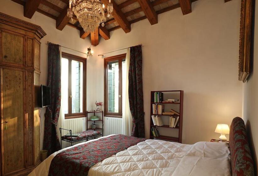 اتاق استاندارد, Villa La Fenice Treviso