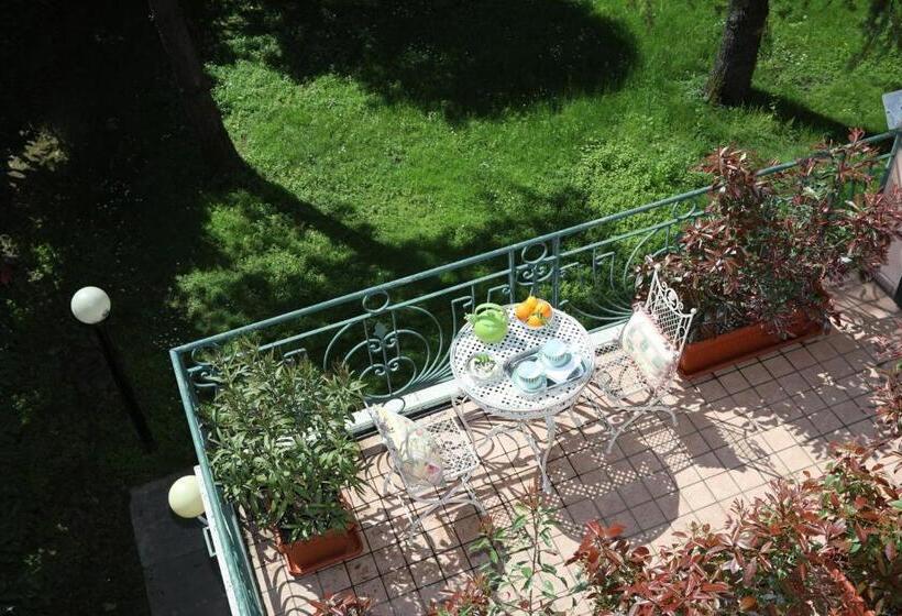 اتاق لوکس, Villa La Fenice Treviso