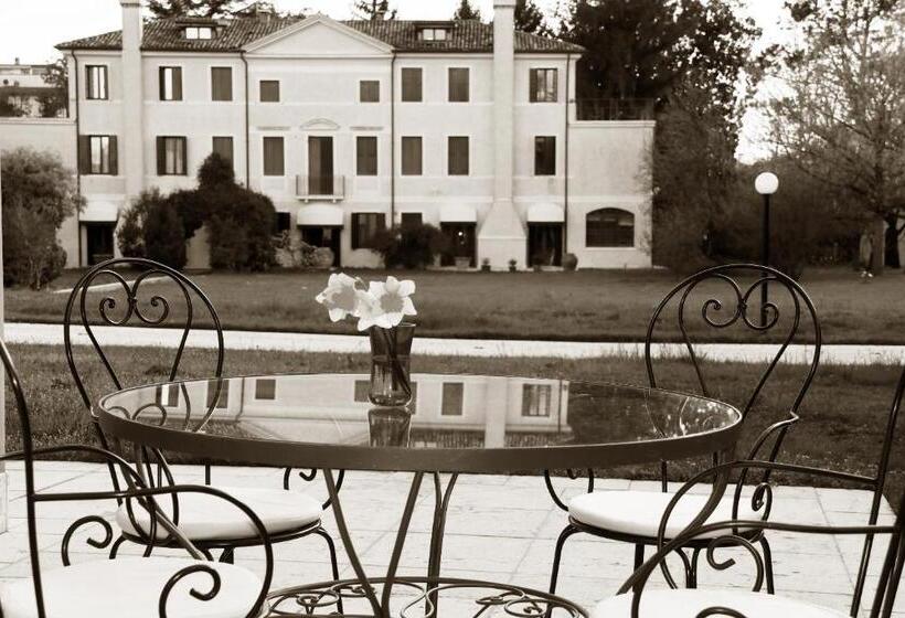 اتاق استاندارد, Villa La Fenice Treviso