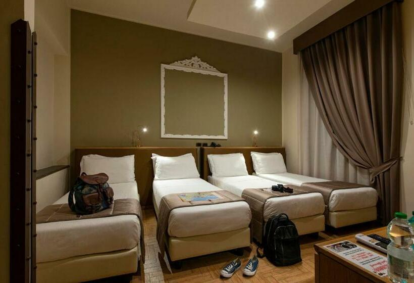 اتاق استاندارد چهار تخته, Grand Hotel Europa & Restaurant