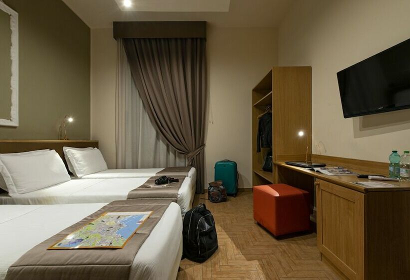 اتاق استاندارد سه نفره, Grand Hotel Europa & Restaurant
