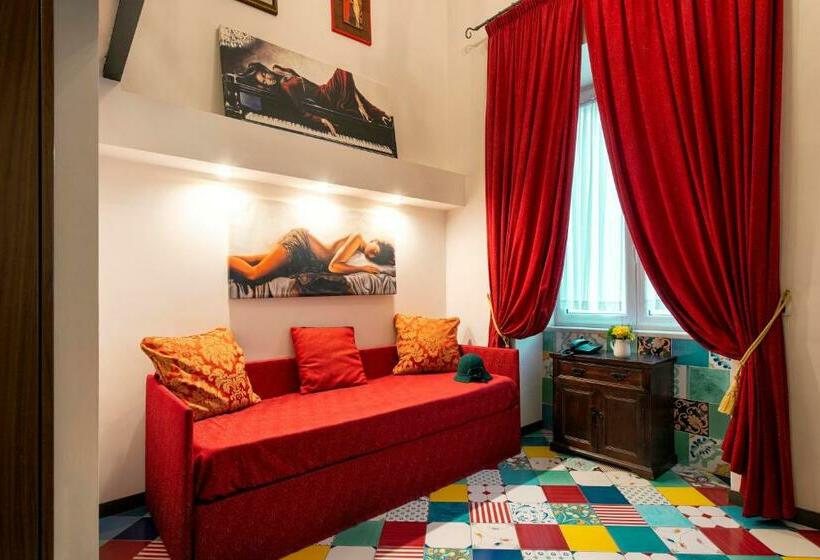 سوییت جونیور, Grand Hotel Europa & Restaurant